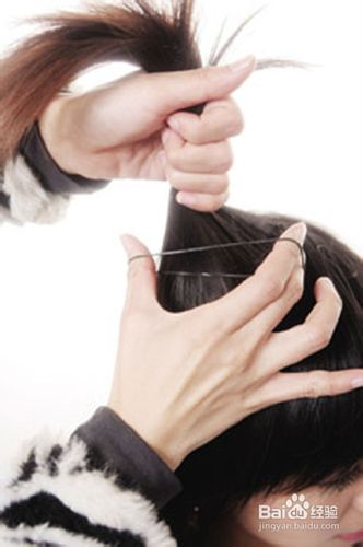 教你编一个英伦蝴蝶结 你也试试吧