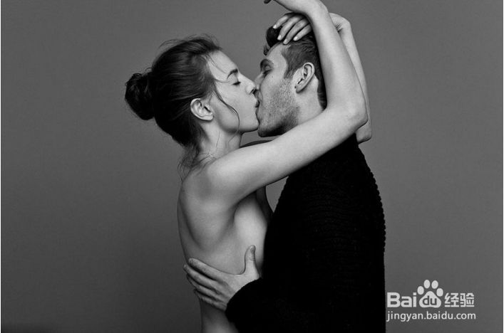 如何通过聊天吸引异性