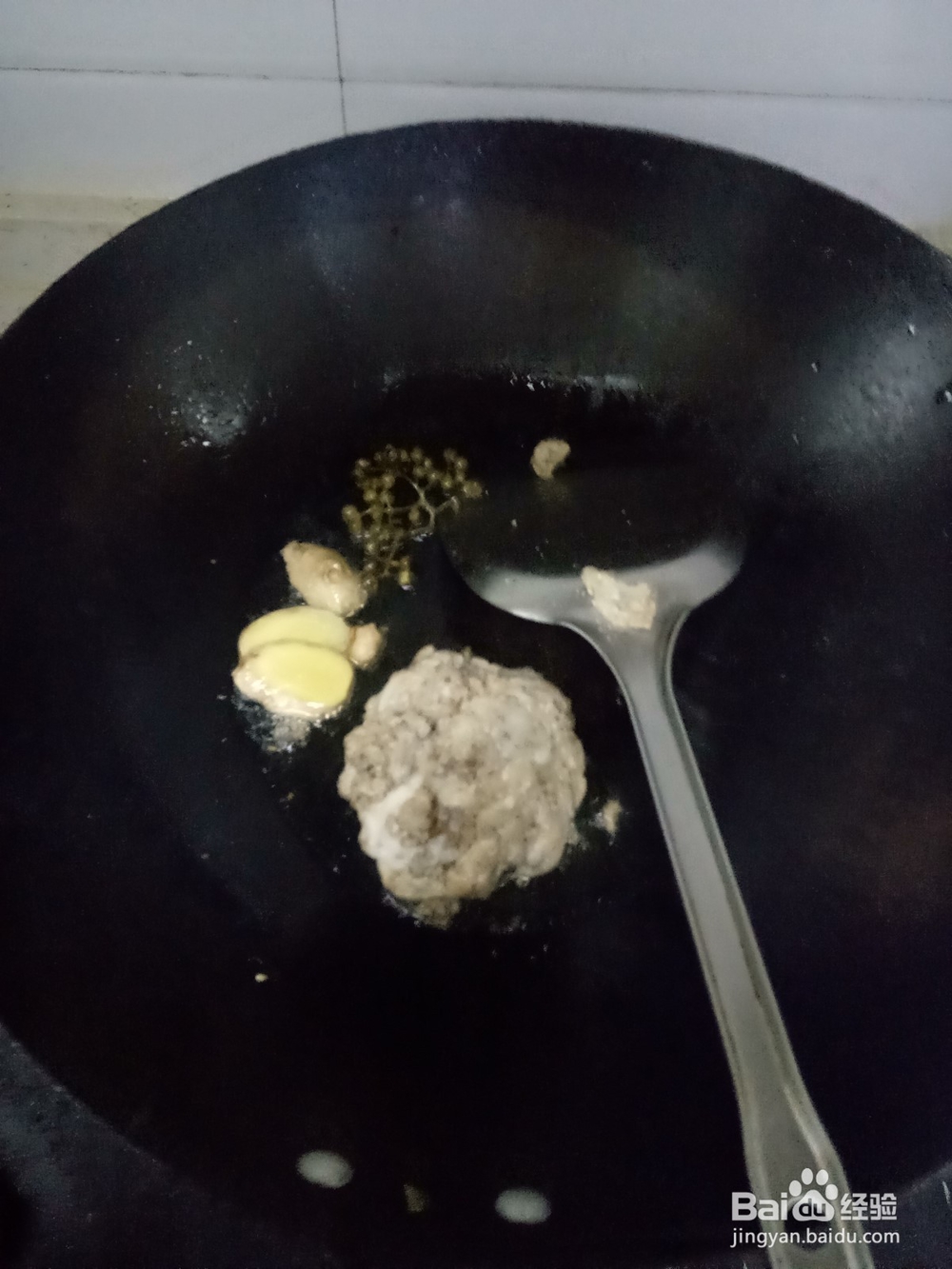 家常油渣炒白菜
