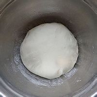 如何制作葱香椒盐花卷的小技巧