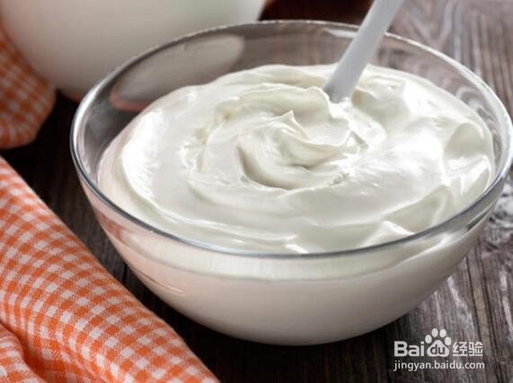 脸颊毛孔大怎么改善?