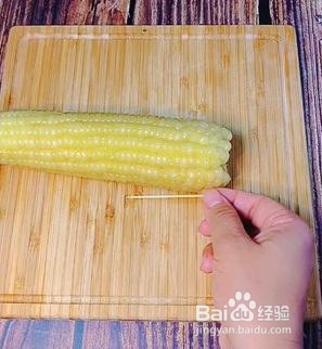 网红小吃牙签玉米粒