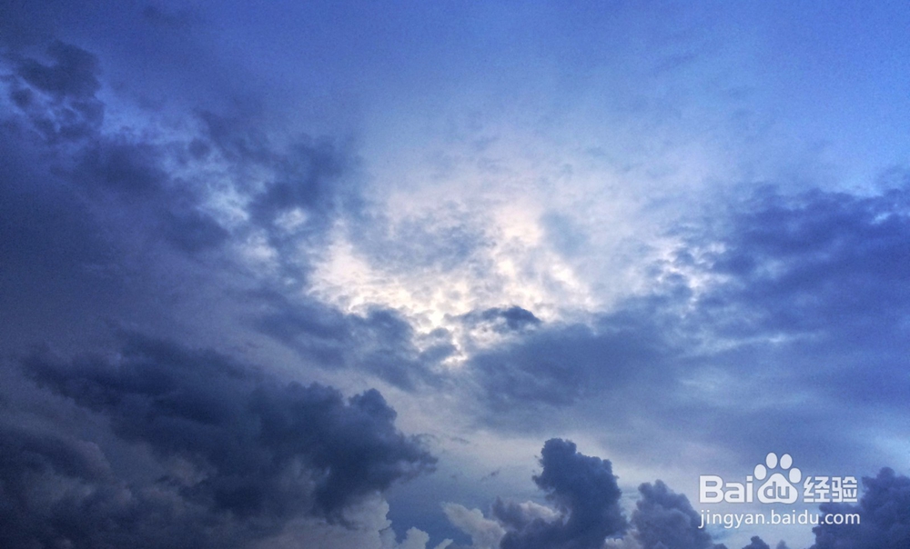 怎样用手机拍出雷雨前的风景美照