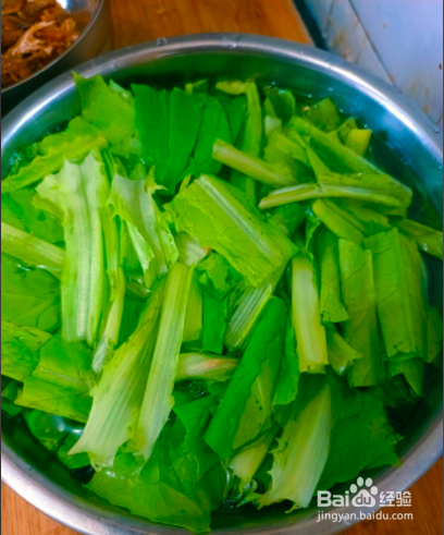 家常菜：鲮鱼油麦菜