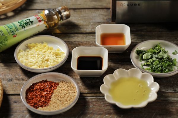 麻辣猪肉虾仁饺