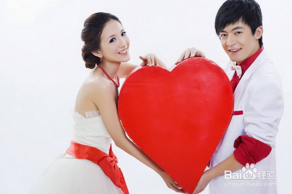 婚姻中一方出轨，该如何收集证据保护自己权益