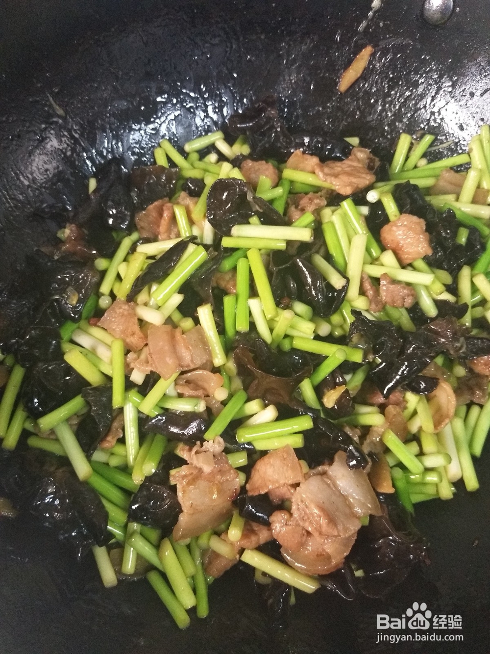 蒜苔木耳炒肉的家常做法