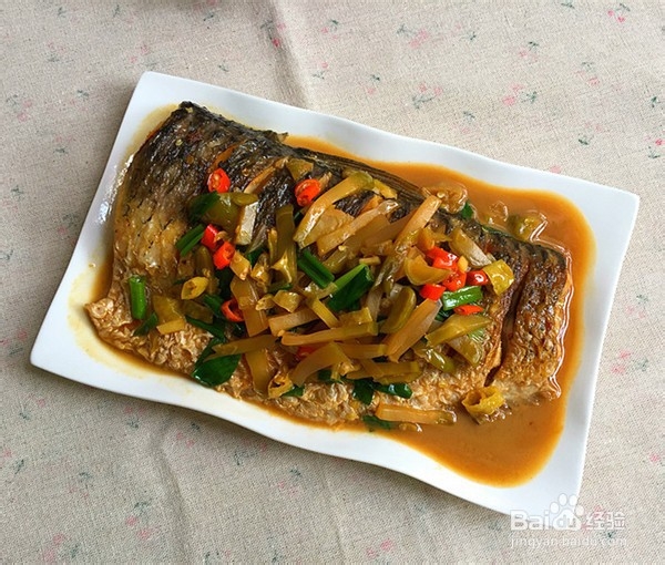 如何自制泡椒榨菜烧鱼腩肉