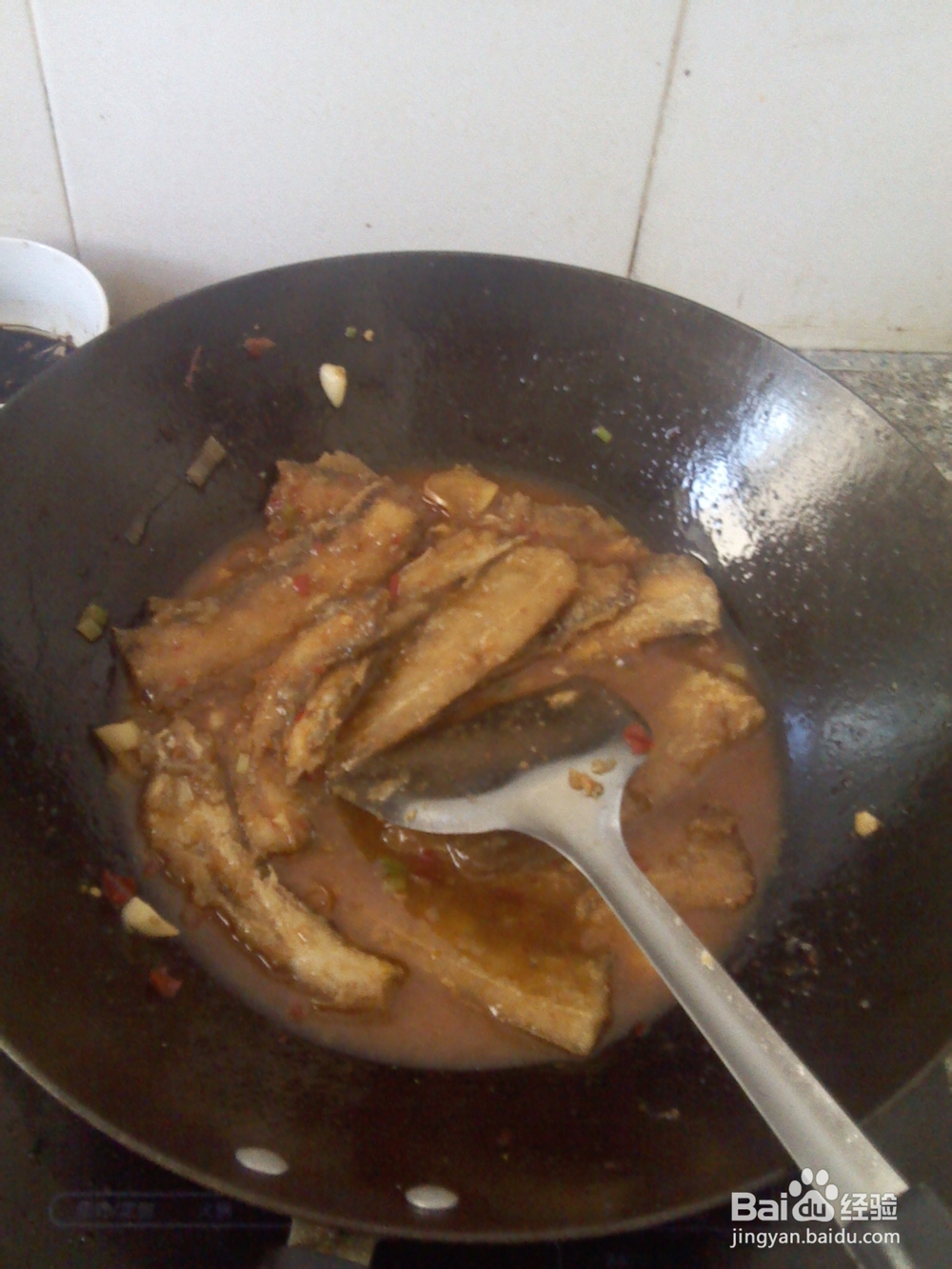 糖醋带鱼的做法