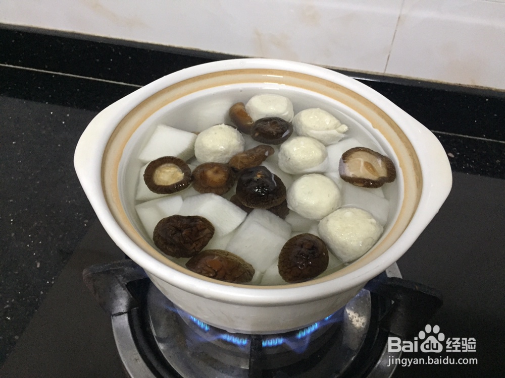 吃不胖的鱼丸萝卜煲