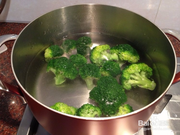 拾味香黄金海鲜火锅的做法