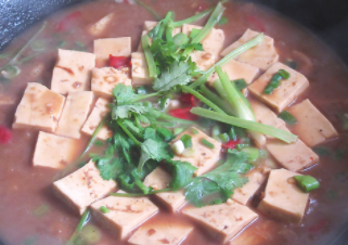 瘦身家常菜——鲫鱼炖豆腐