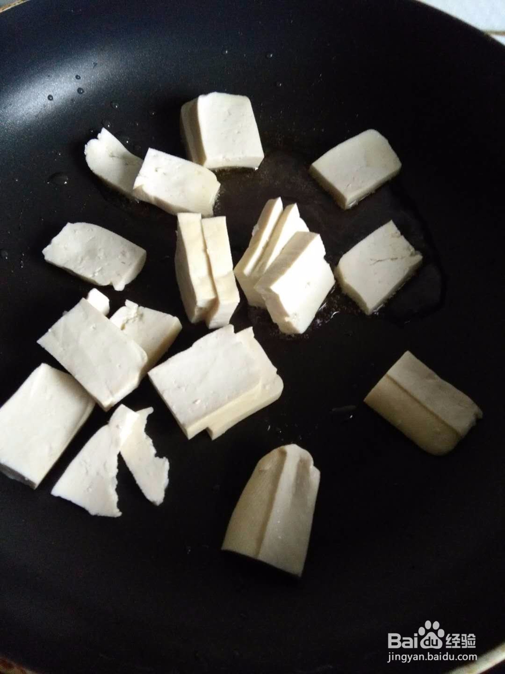 佐粥小菜小葱炒豆腐的做法