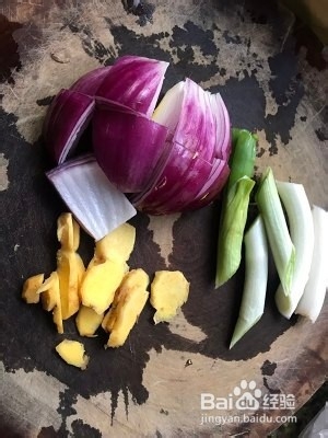 番茄土豆牛腩的做法
