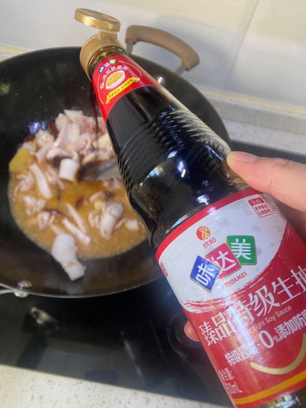 爆炒香辣鱿鱼锅巴