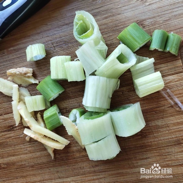 家常炖鱼 家常菜