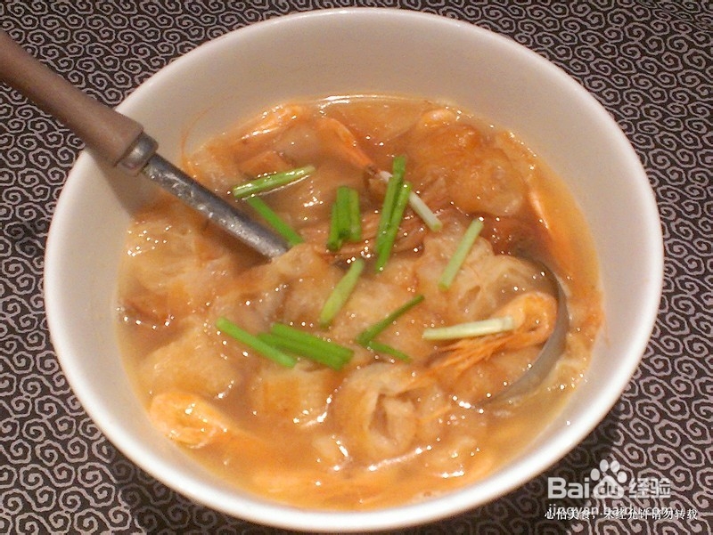 老菜新吃－－咸菜梗虾干油条汤