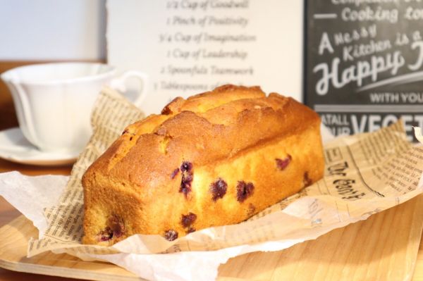 百香果蓝莓磅蛋糕