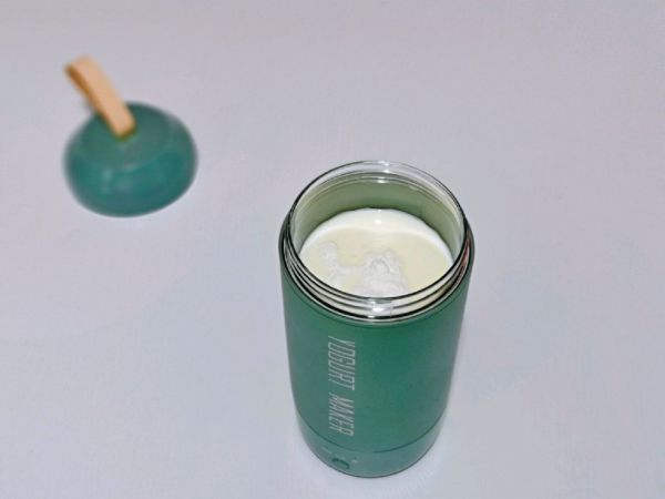 自制蔓越莓果酱酸奶