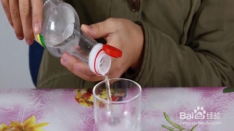 擦洗油污的锅盖,有什么小妙招