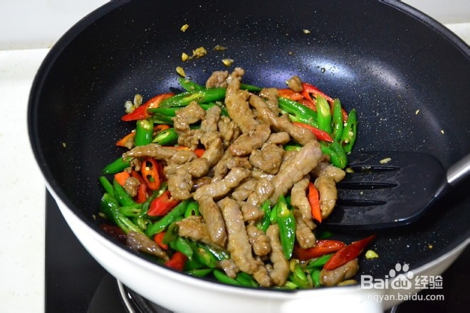 怎样做出味道鲜美的美味的秦椒炒牛柳