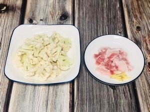 怎么做花菜炒肉片
