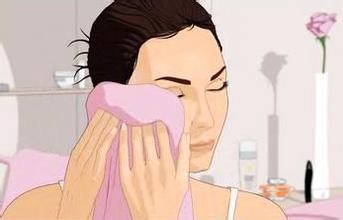 怎样天天做简单的面膜，使皮肤保湿嫩白