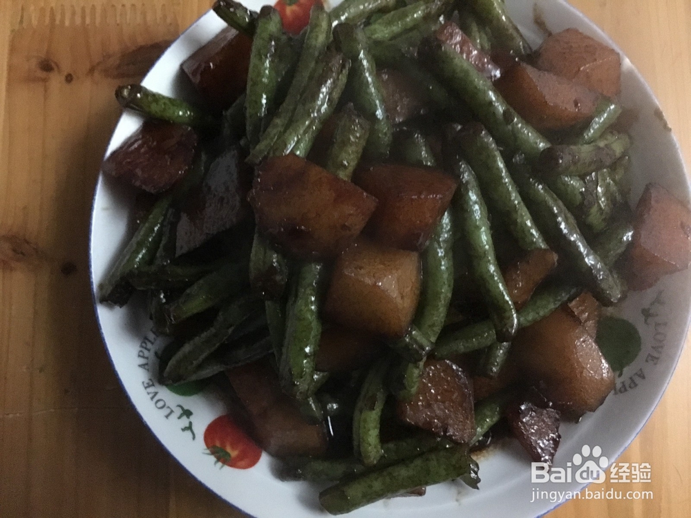 在家中炒土豆刀豆