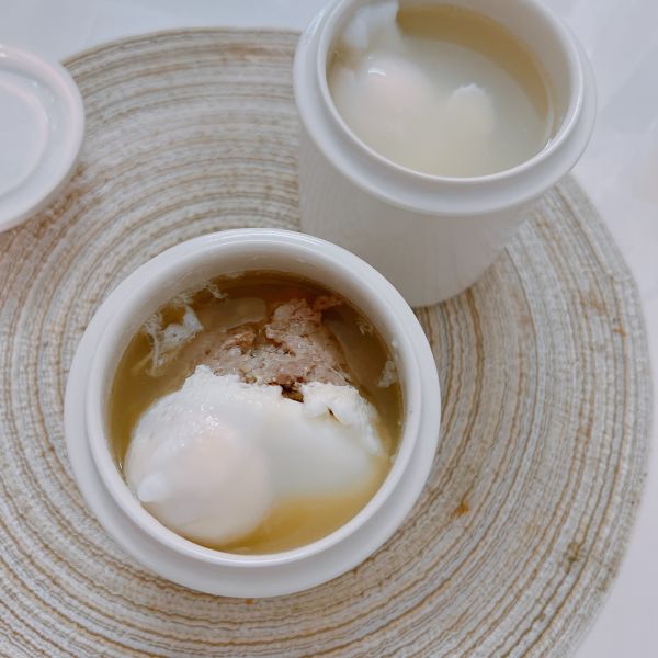 当归肉饼蒸蛋汤