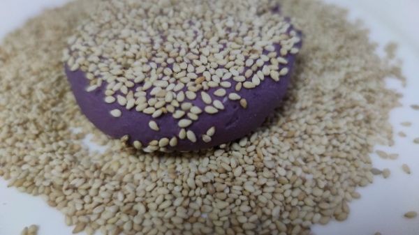 香煎芝士心芝麻紫薯饼