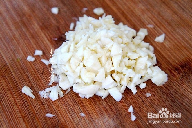 如何做美味的蒜蓉粉丝蒸大虾