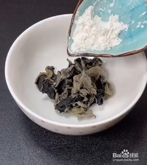 如何正确快速泡发木耳