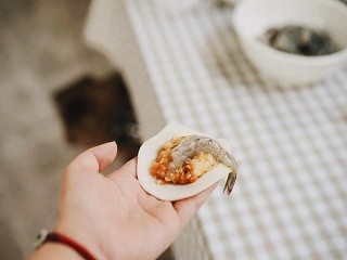 虾仁锅贴怎么做