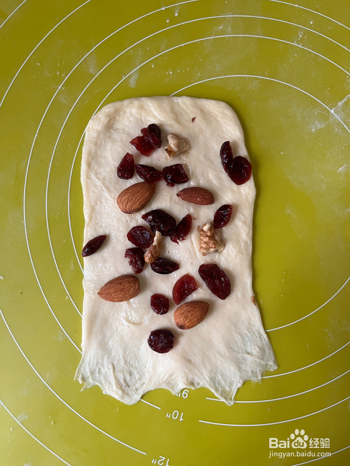 超柔软蔓越莓坚果面包的做法
