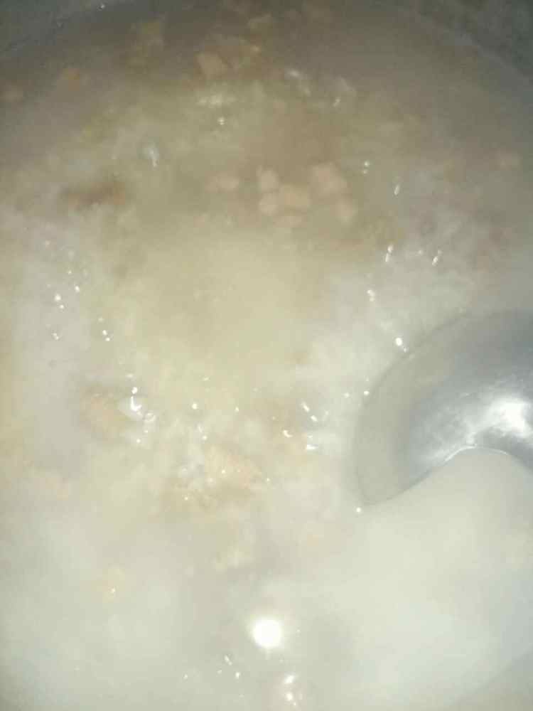 2~3人量的皮蛋瘦肉粥怎么做合适？小编来教你