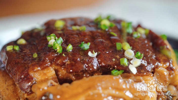梅菜扣肉的操作方法