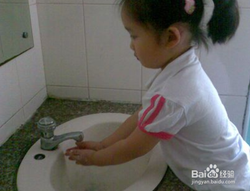 孩子吃饼干的注意事项