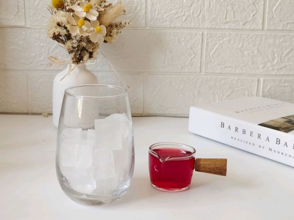 蔓越莓茶冻气泡饮料