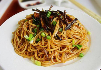 葱油拌面的做法