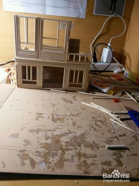 怎么用竹签坐手工小竹屋