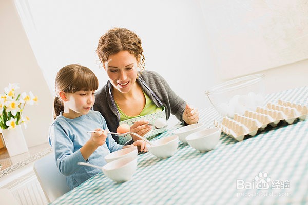 初乳有毒不能让宝宝喝?别秀智商了