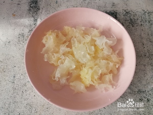 荸荠雪梨汤的做法