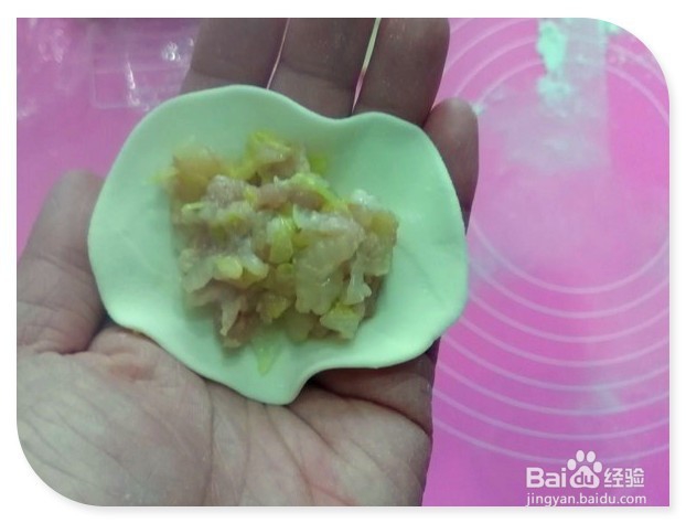 手工柳叶饺子的做法