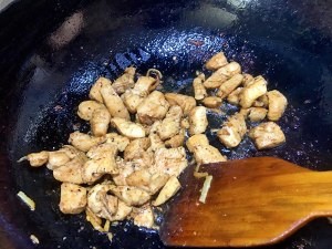 快手:懒人减肥菜~鸡胸肉