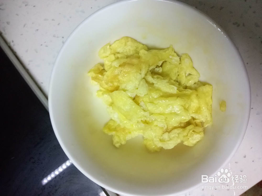 萝卜丝青菜鸡蛋炒米饭