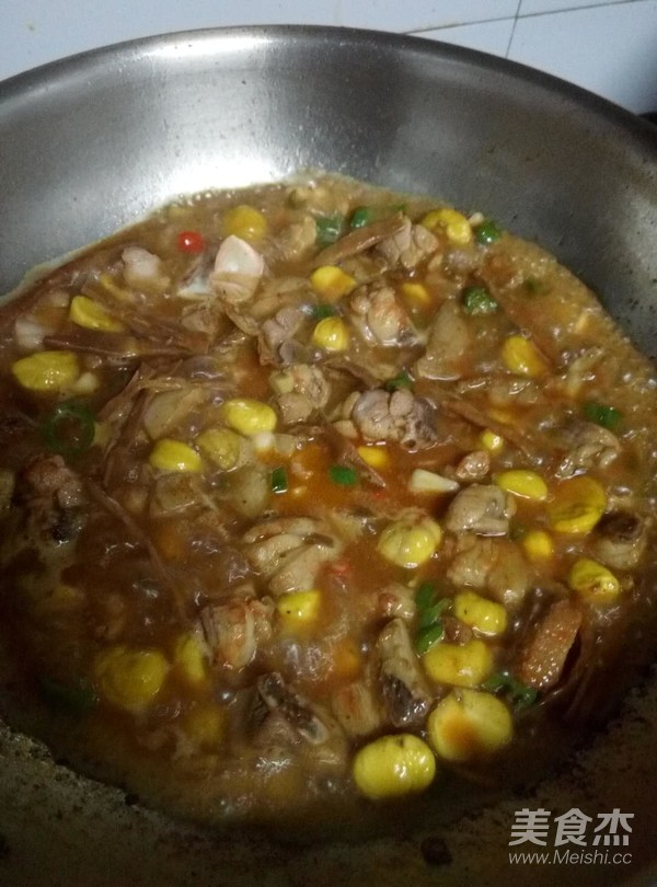 板栗干笋烧鸡腿