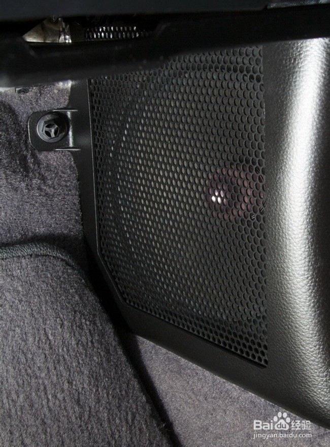 英菲尼迪G35音响改装美国Hybrid Audio