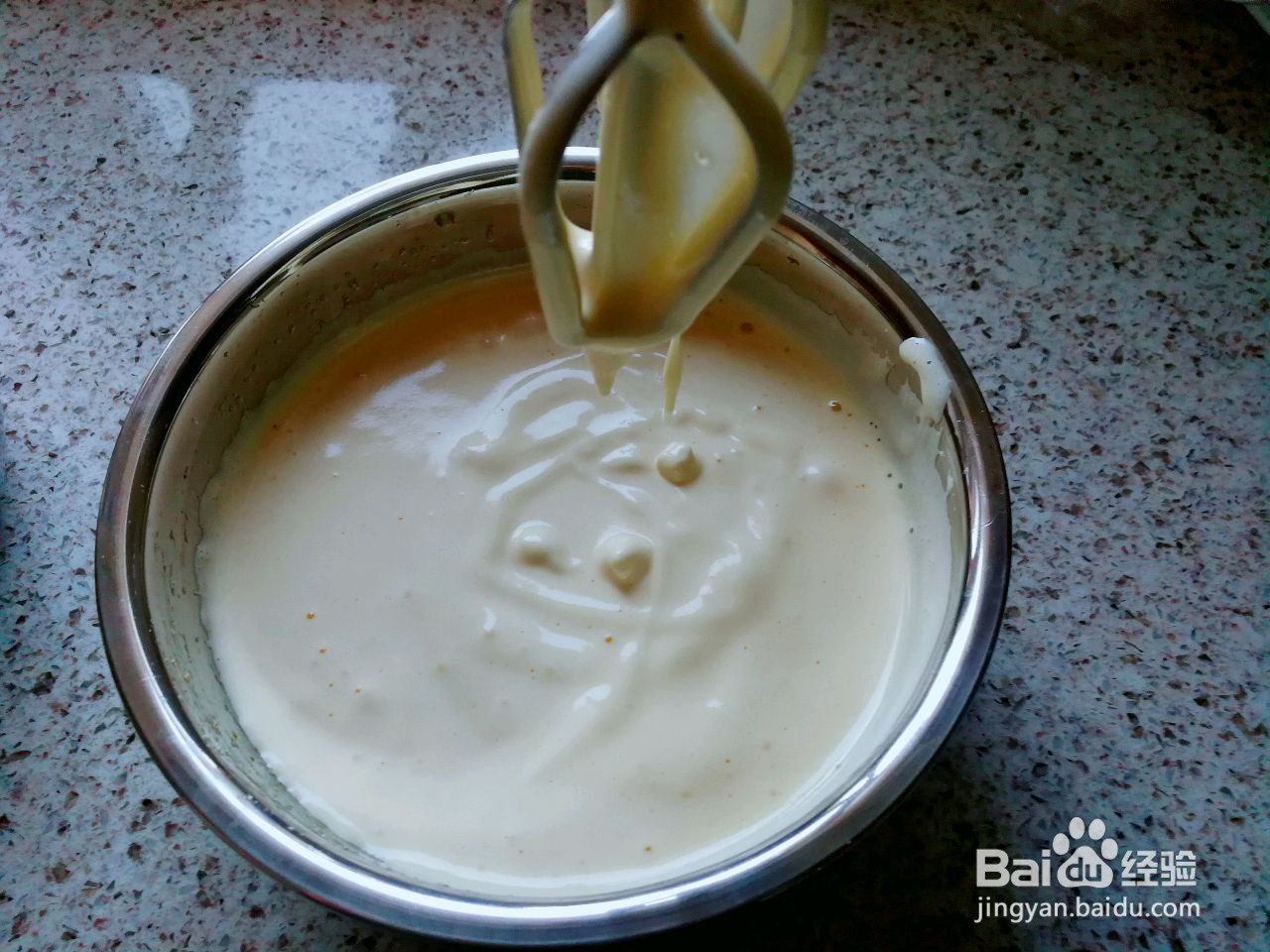 老式无水蛋糕的做法