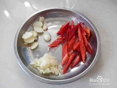 夏天里的祛火小炒：苦瓜炒瘦肉