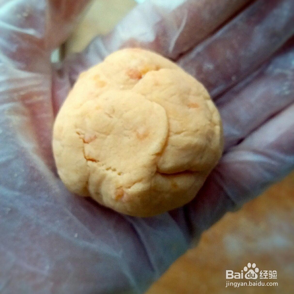 入口即化的玫瑰豆沙红薯饼